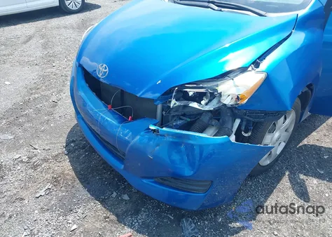 2009 Toyota Corolla Matrix z USA, uszkodzony, nr VIN 2T1KU40E39C006247